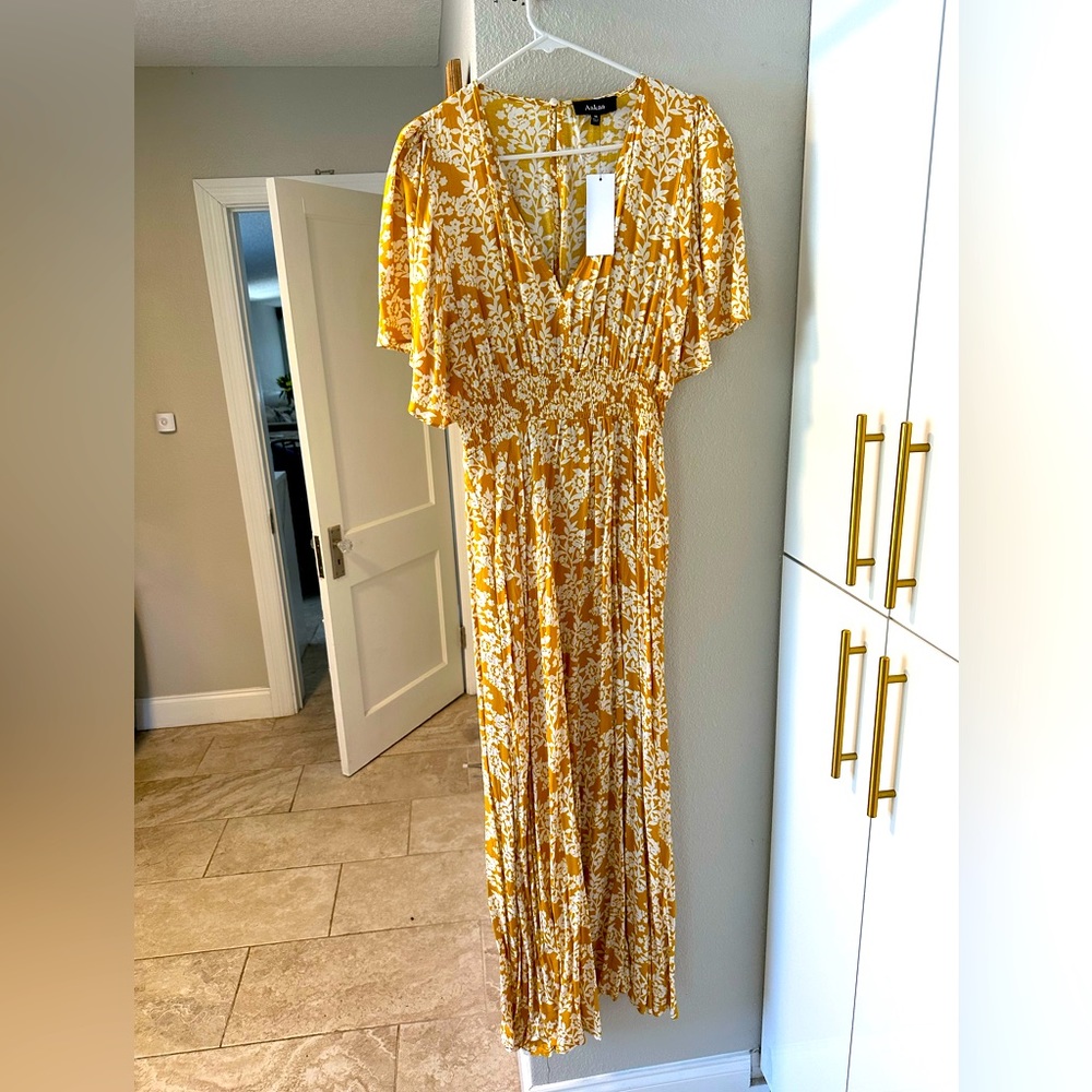 Aakaa summertime maxi dress - with tags!